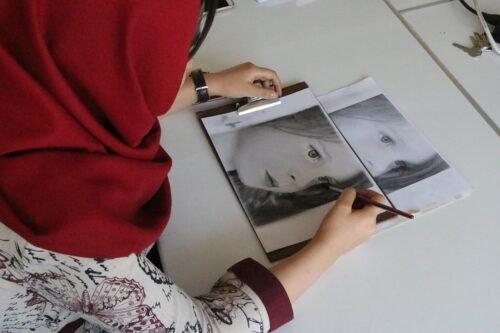 Art Education for Children – Shiraz Child Foundation (2016–2020) 4 Art Education for Children – Shiraz Child Foundation (2016–2020)