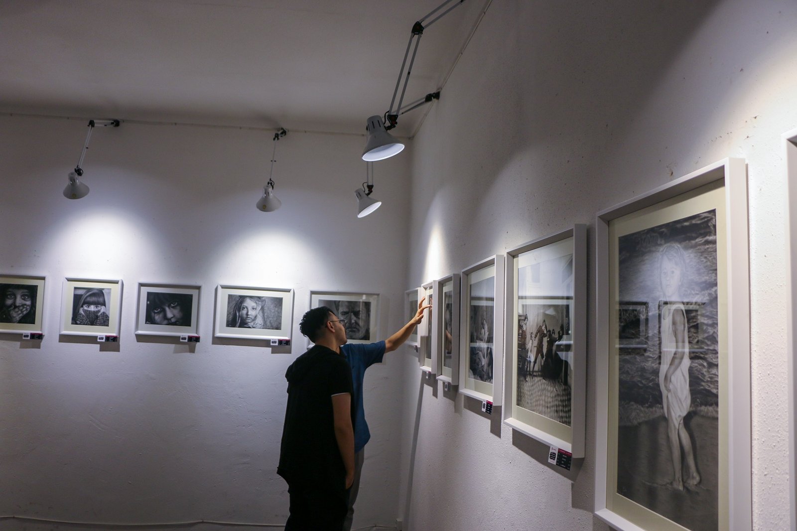 نمایشگاه هنری خیریه – شیراز، ۲۰۱۷